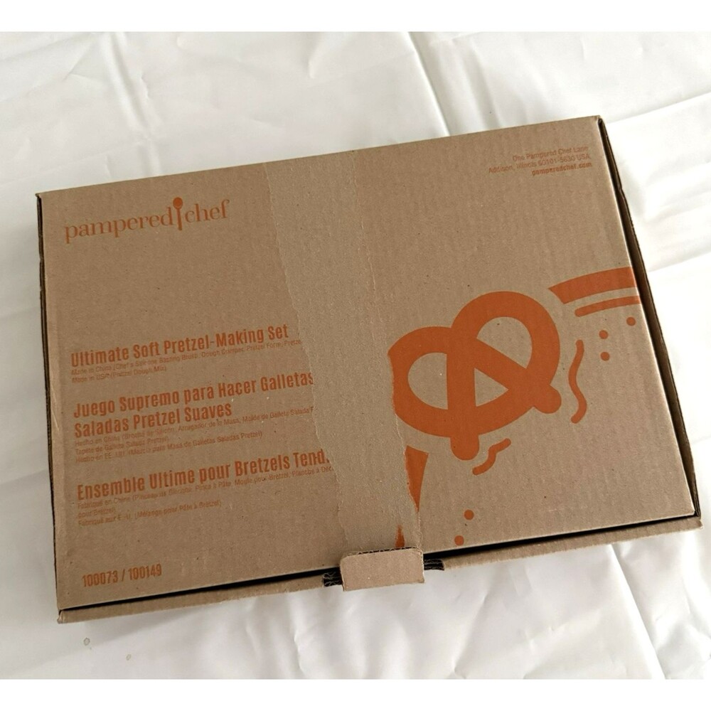 Pampered Chef Ultimate Pretzel Making Kit Mat Crimper Form Brush Instructions